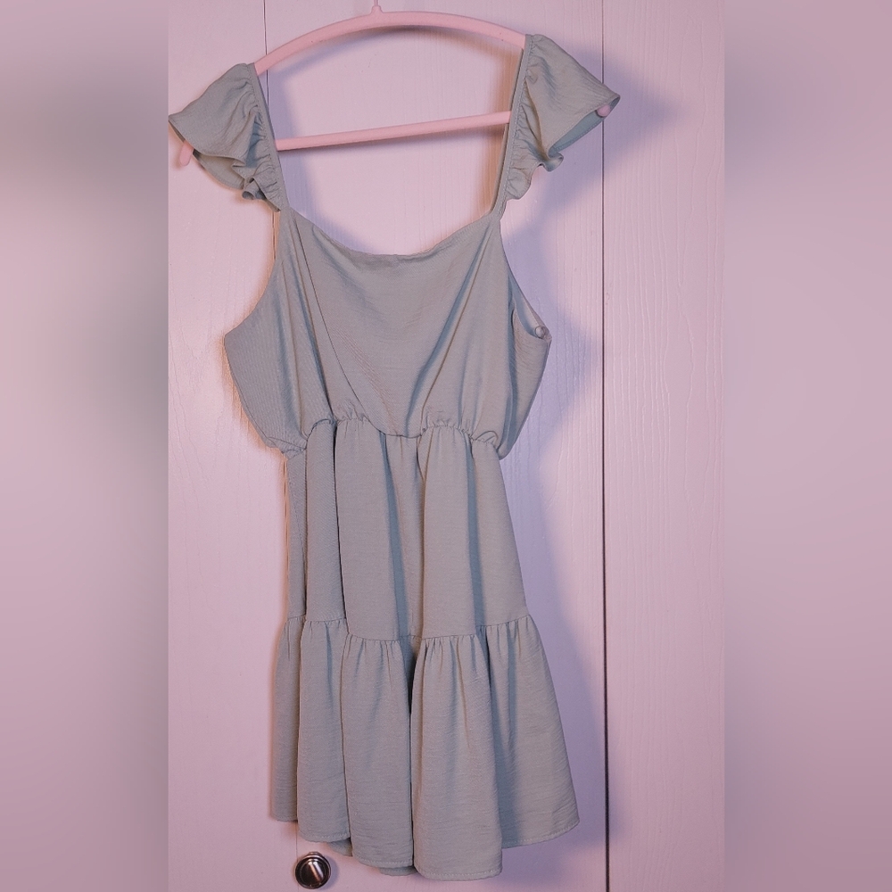 Everly Green Baby Doll Sundress Size Large Lined Ruffle Tiered Skirt Mini Boho - Picture 2 of 10